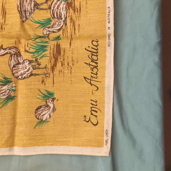 Tea towel Designed in Australia with emus - Picture 3 of 9